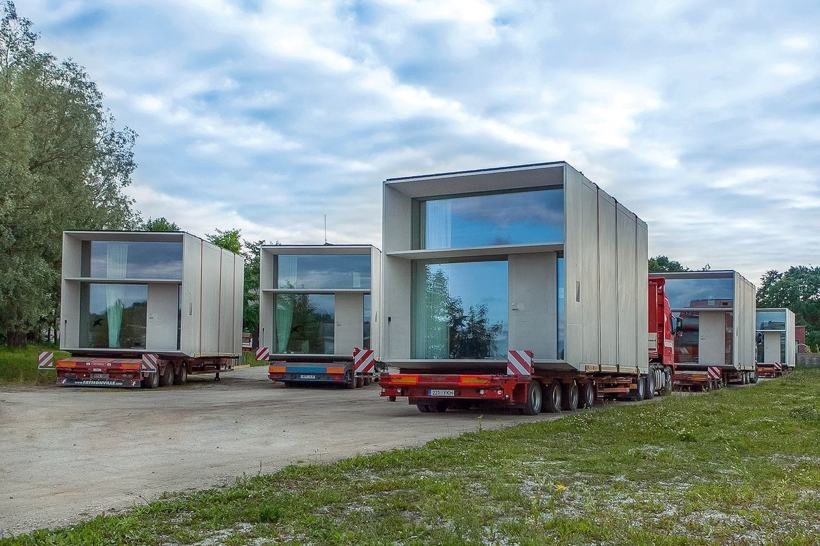 Module on a trailer